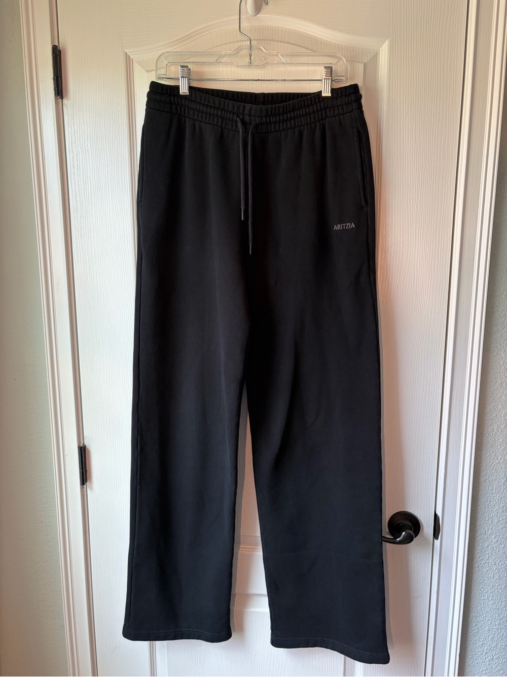 Aritzia Black Sweatfleece Boyfriend Wide-Leg Sweatpants Size M Talk AR04